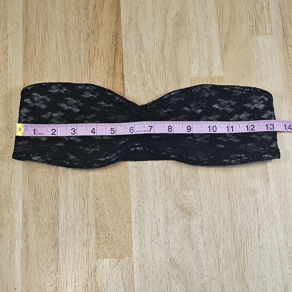 Black Lace Bandeau Bra - Picture 3 of 8
